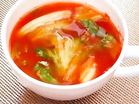 トマトスープ（トマトパウダー使用）